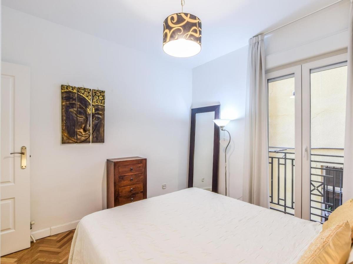 Apartamento Reformado-2 Habitaciones-5 Huespedes Alquiler Temporal Madrid Eksteriør bilde