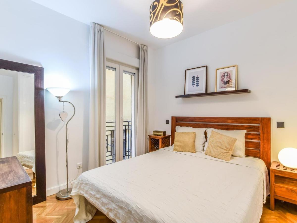 Apartamento Reformado-2 Habitaciones-5 Huespedes Alquiler Temporal Madrid Eksteriør bilde